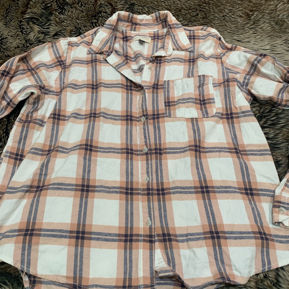 Universal thread women’s button-down long sleeve flannel shirt size L